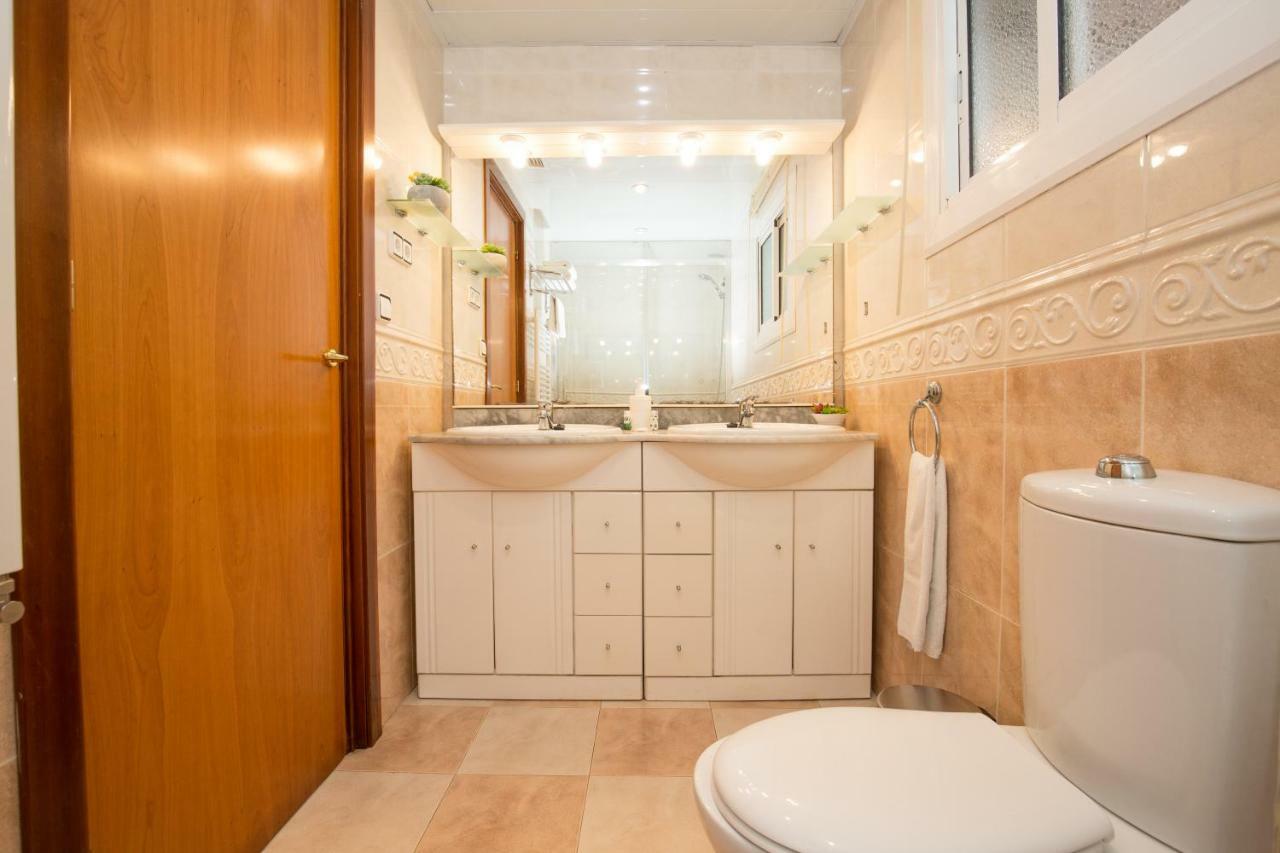 Casa Samara Villa Кастелдефелс Екстериор снимка
